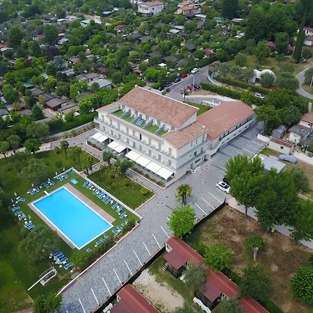 Hotel Villa Paradiso Suite-2